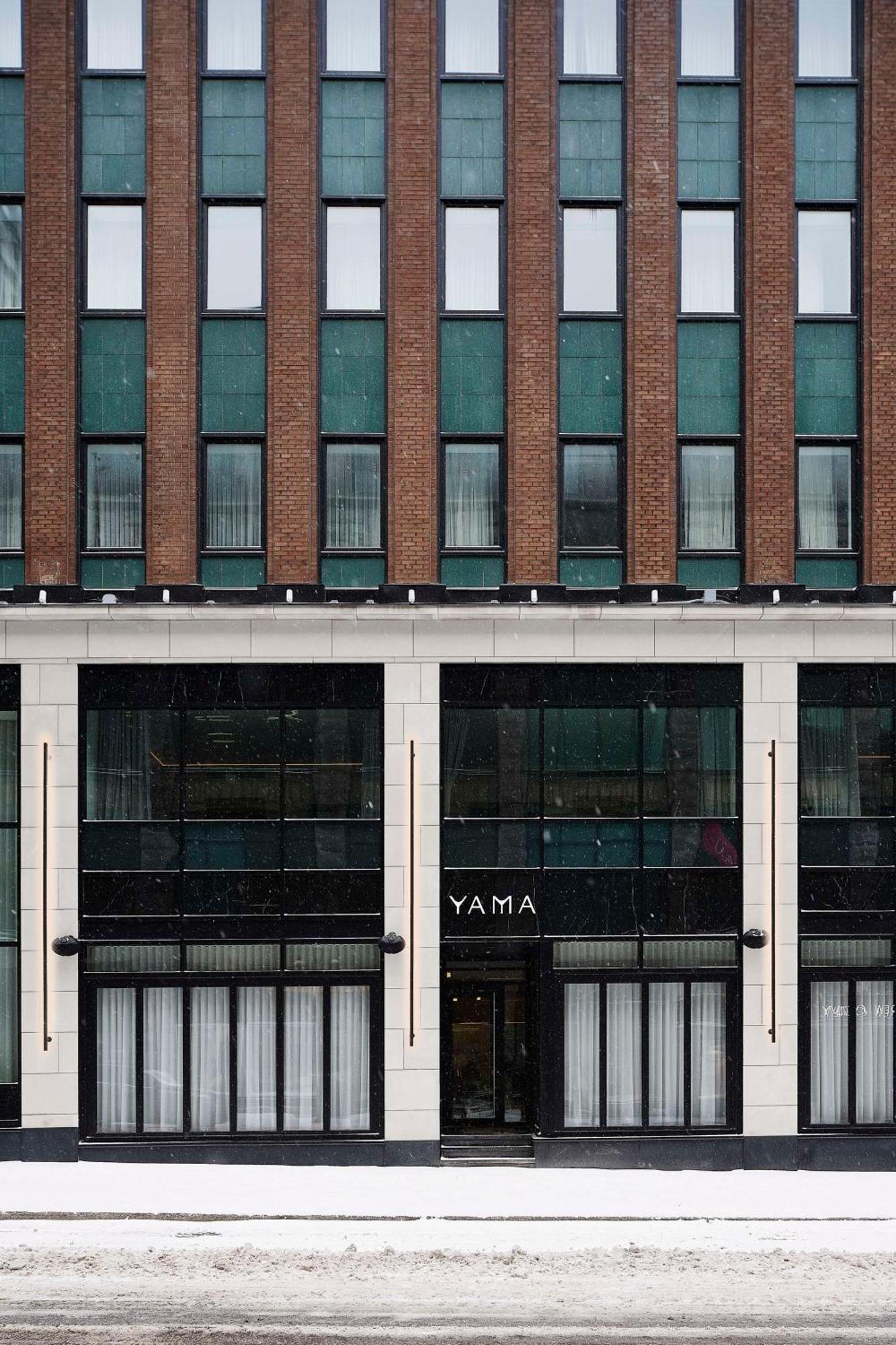 Vogue Hotel Montreal Downtown, Curio Collection By Hilton Exterior photo